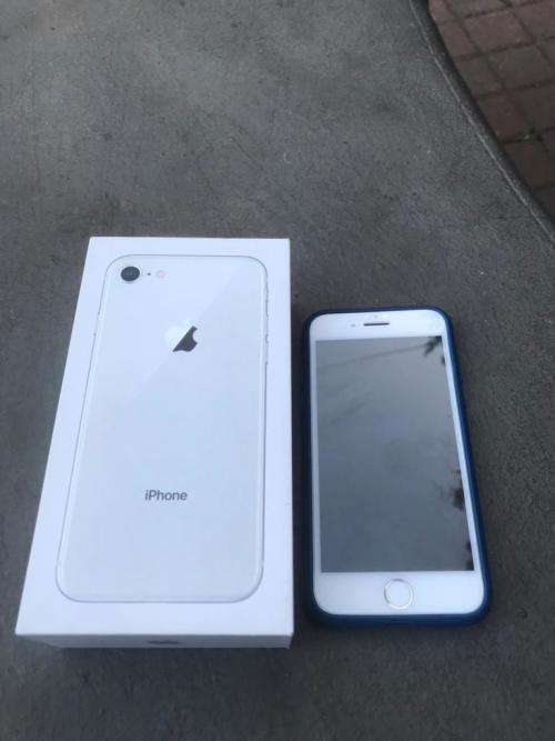 IPHONE 8 SILVER 64GB