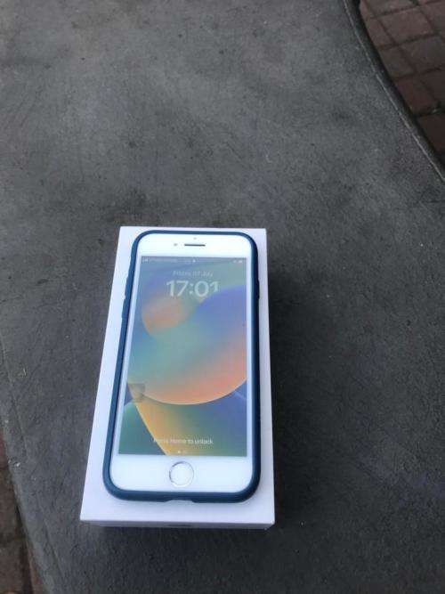 IPHONE 8 SILVER 64GB