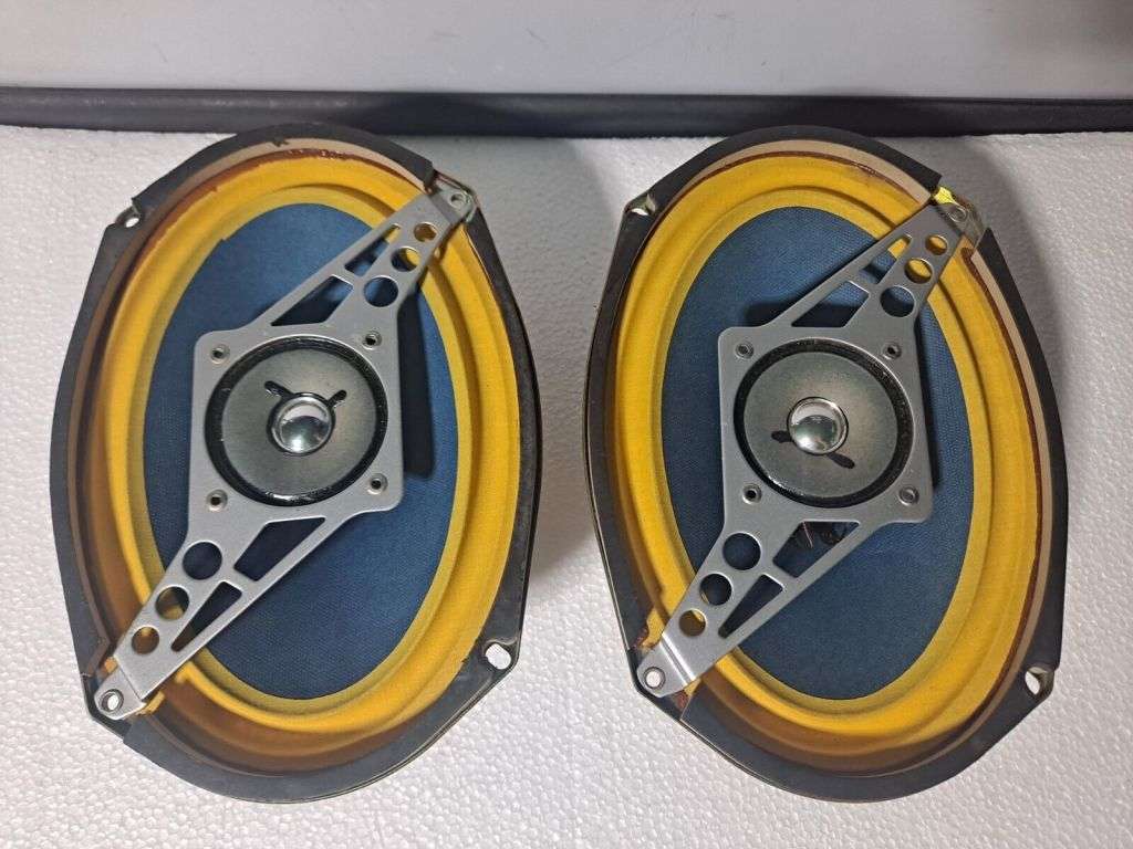 R3000+ RARE Vintage Pioneer TS694 2 Way 6x9 Speakers