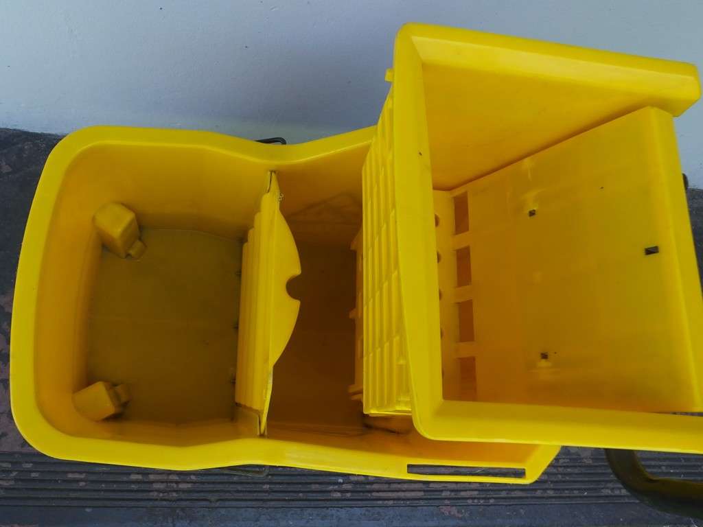 20L Industrial Mop Bucket (Like New)