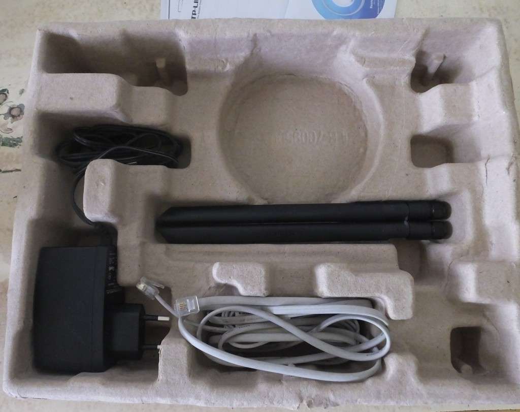 TP-LINK 300Mps Wireless N Gigabit ADSL2+ Modem Router