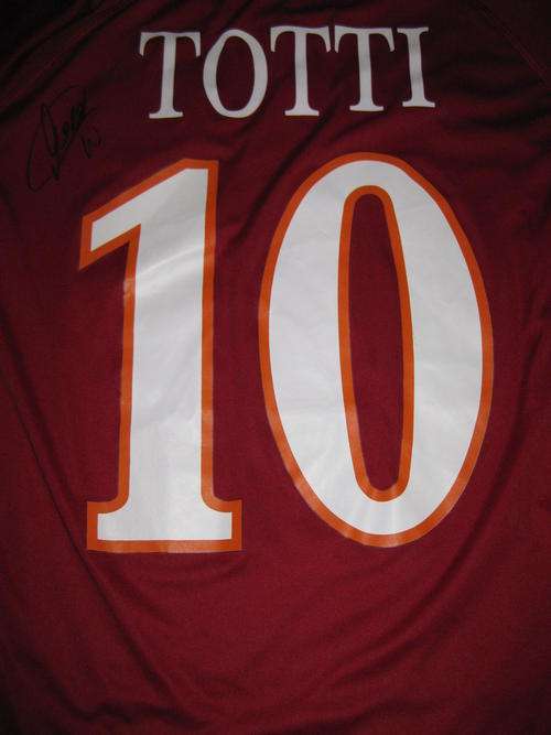 Francesco TOTTI signed AS Roma 2009/10 home shirt WOW