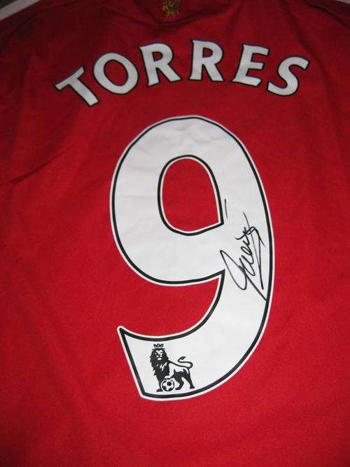 Fernando Torres signed Liverpool FC 2009/10 home shirt WOW