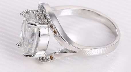 Exquizite Simulated Diamond Silver Polished Ring