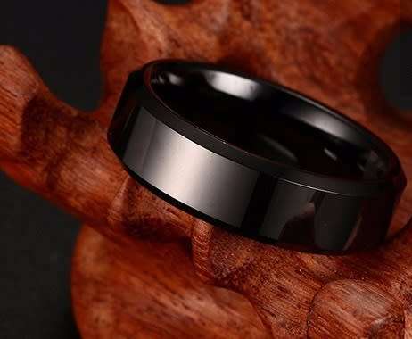 Exquizite Black Titanium Ring