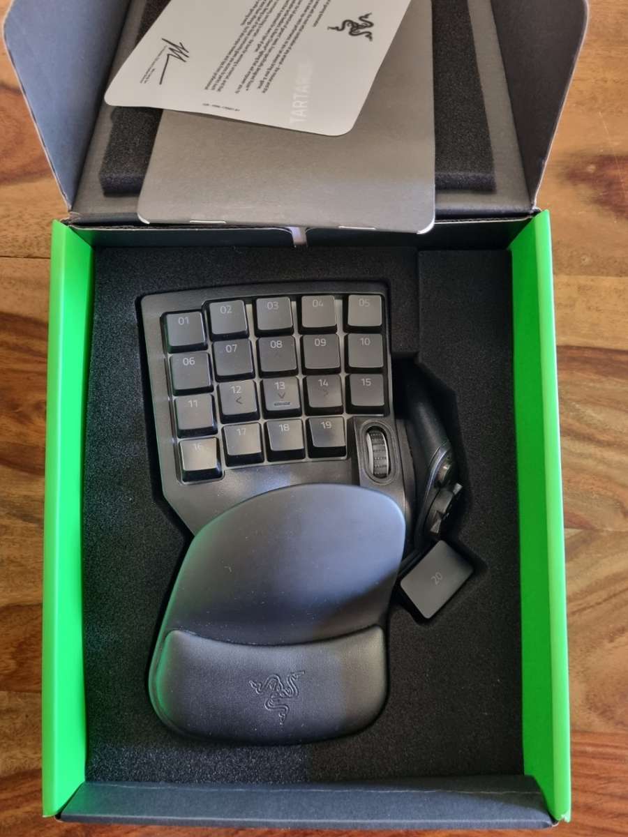 Razer Tartarus V2 Chroma Gaming Keypad