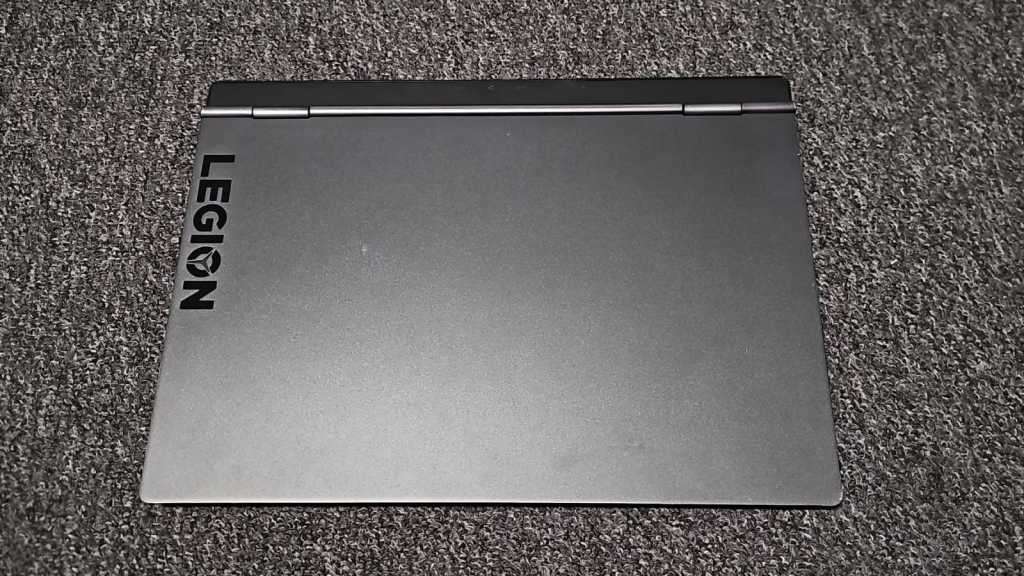 Lenovo Ideapad Legion Y740 - i7 8750H / 32GB DDR4 / 1TB NVMe / RTX 2060 6GB / 15.6" 144Hz Gsync IPS