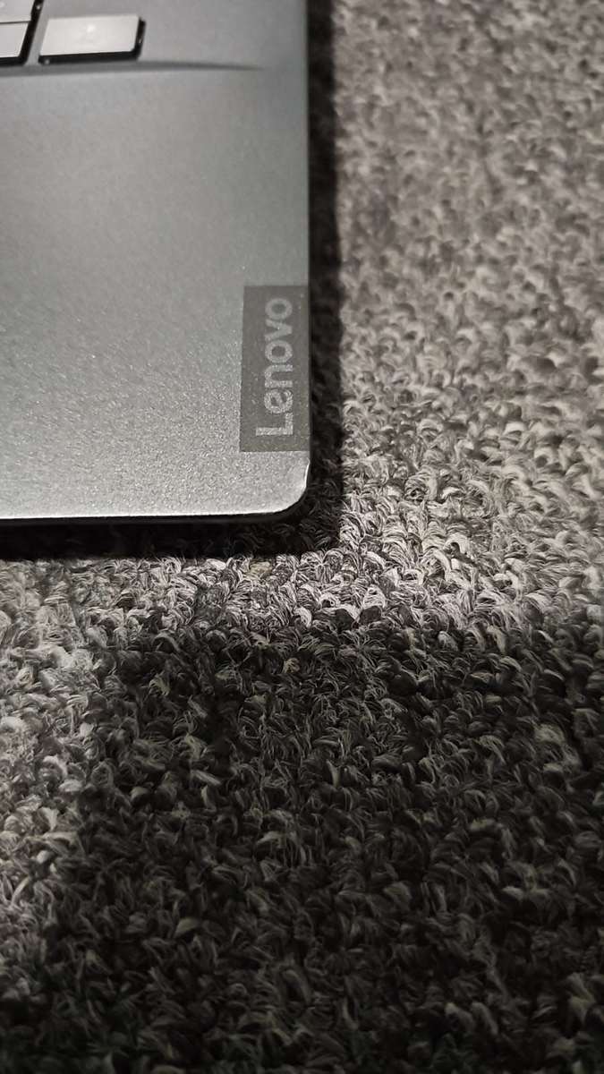 Lenovo Ideapad Legion Y740 - i7 8750H / 32GB DDR4 / 1TB NVMe / RTX 2060 6GB / 15.6" 144Hz Gsync IPS