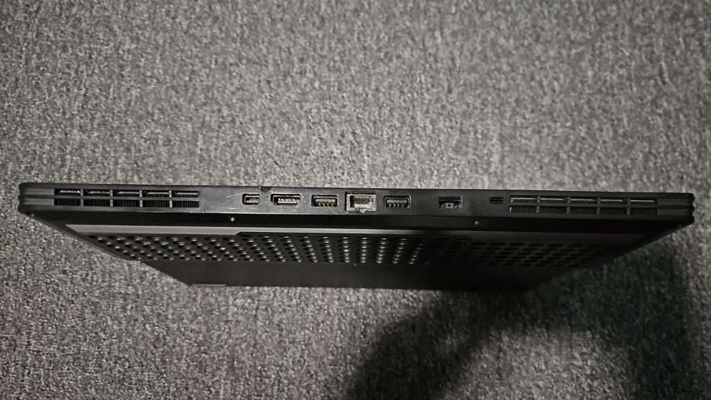 Lenovo Ideapad Legion Y740 - i7 8750H / 32GB DDR4 / 1TB NVMe / RTX 2060 6GB / 15.6" 144Hz Gsync IPS