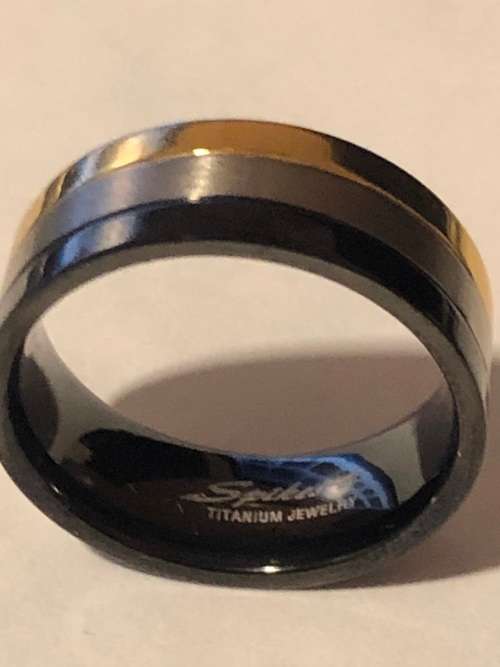 Titanium Ring - Gold_Silver_Black - 3 Tone - 20mm diameter