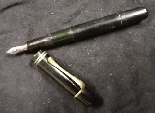 Old Fountain Ink Pen