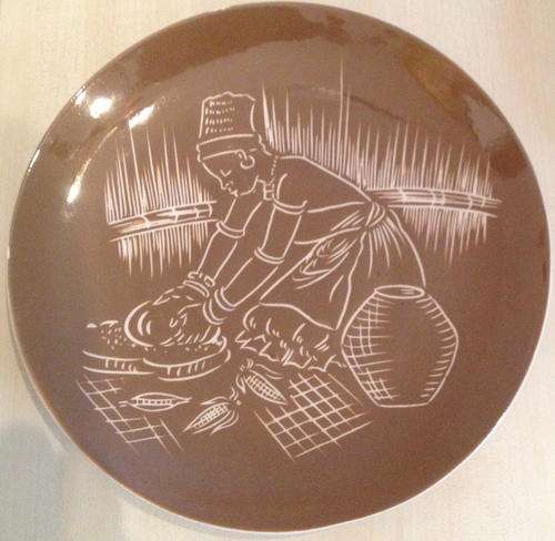 Drostdy France Marot hand painted plate south african studio art pottery Zulu woman