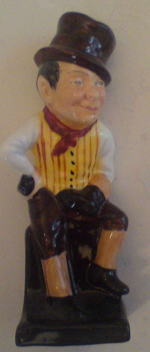 Royal Doulton Dickens Figure Sam WELLER bone china figurine