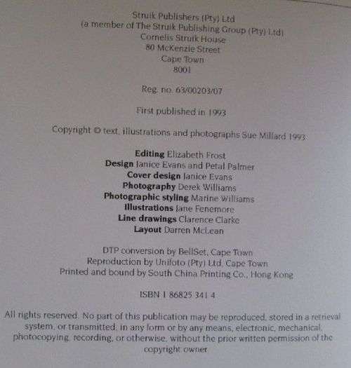 Traditional Country Crafts - A South African Guide - Sue Millard