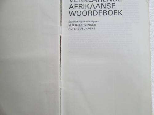 van Schaik se Afrikaanse Verklarende Afrikaanse Woordeboek 7de Uitgawe
