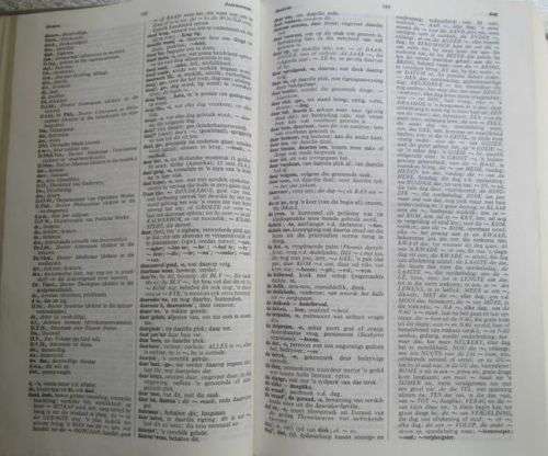 van Schaik se Afrikaanse Verklarende Afrikaanse Woordeboek 7de Uitgawe