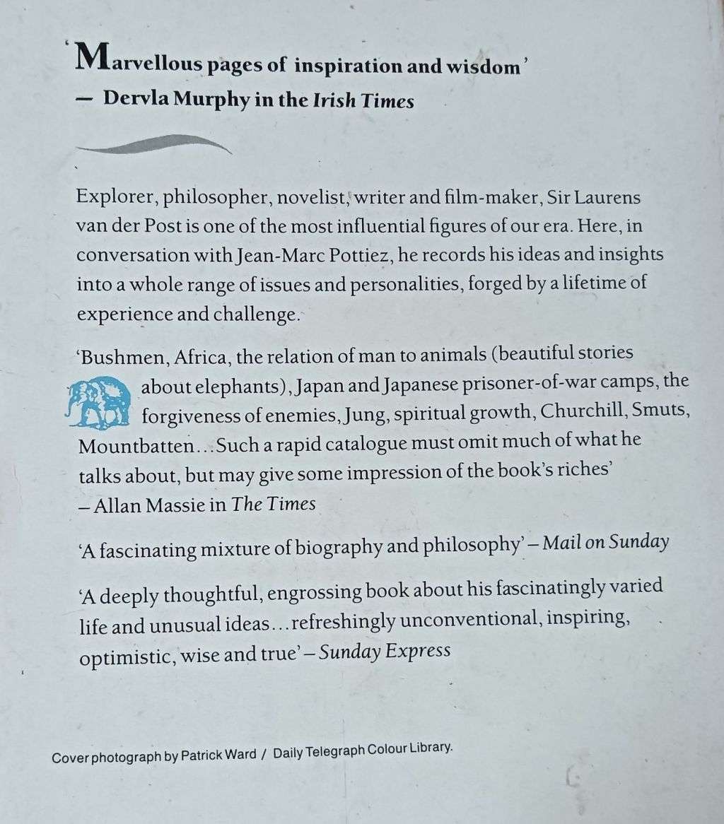 A Walk with a White Bushman - Laurens van der Post - Softcover - 326 pages