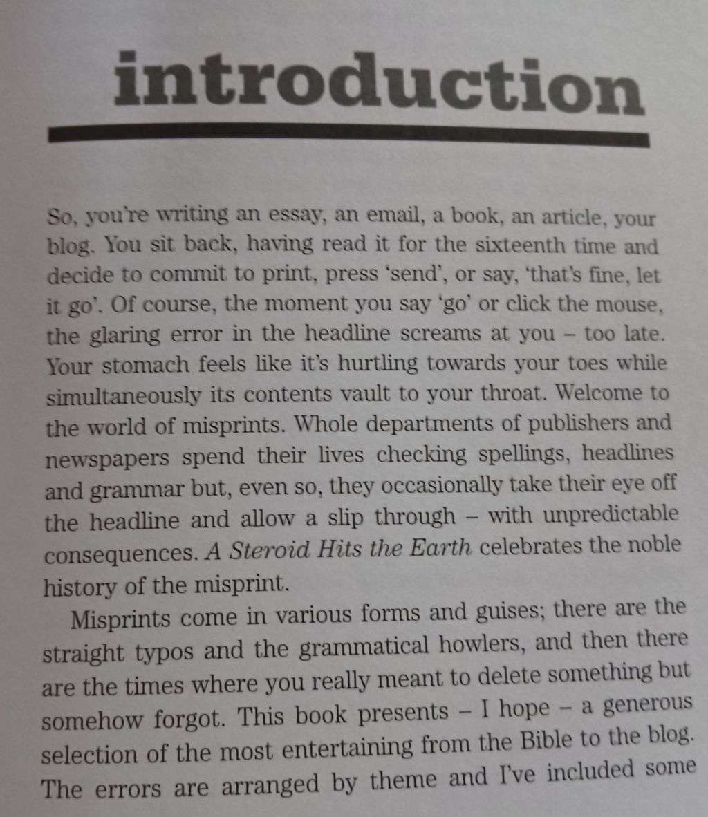 A Steroid Hit the Earth - A Celebration of Misprints, Typos and other Howlers - Martin Toseland