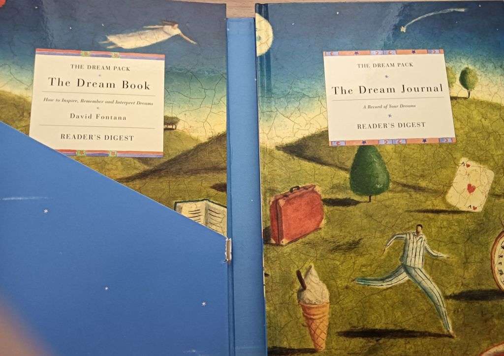 Readers Digest: The Dream Pack - David Fontana The dream eye pillow missing. In Slip case