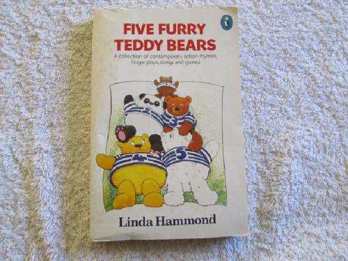 Five Furry Teddy Bears - Linda Hammond
