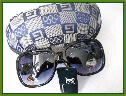 FREE SHIPPING - LOUIS VUITTON SUNGLASS WITH FREE CASE