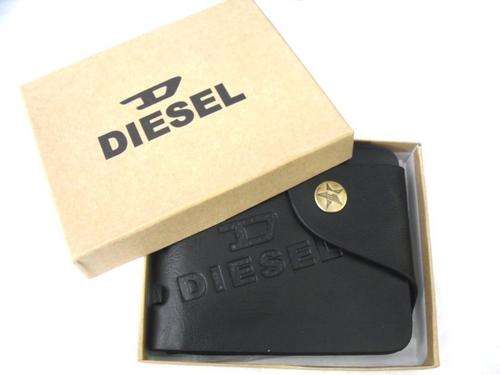 DIESEL MENS WALLET - 12cm X 9.5cm - COMES IN BOX SO PERFECT FOR GIFTS AS WELL