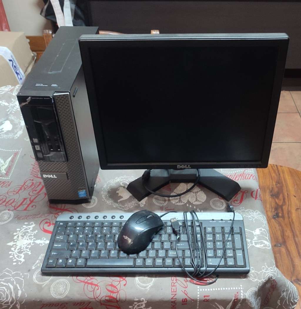 Dell Optiplex 3020 SFF i3 + Screen