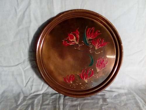 I HAVE THE MOST AMAZING COPPER TRAY WITH EXQUISITE HAND PAINTED DETAIL-REAL NICE PIECE!!