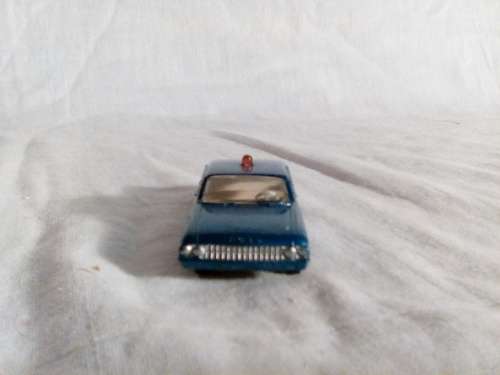 FOR THE COLLECTOR - I HAVE AN EXCEPTIONAL LESNEY FORD FAIRLANE POLICE CAR-STUNNING PIECE!