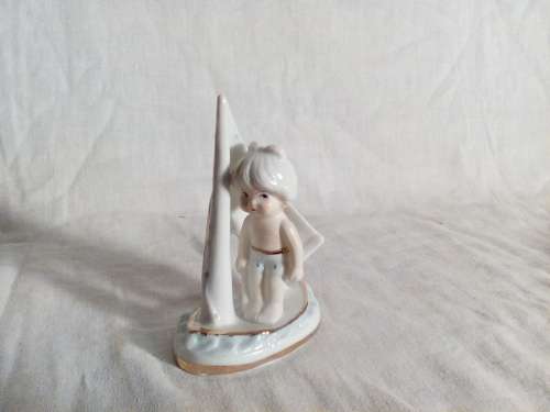 THIS IS A BEAUTIFUL LITTLE PORCELAIN GIRL FIGURINE - SUCH A NICE PIECE!!!