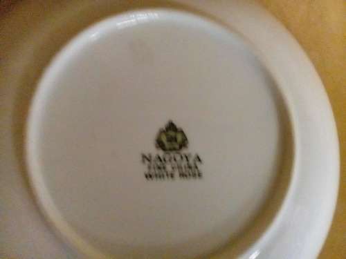 LOOK AT THIS EXQUISITE 'NAGOYA' FINE CHINA WHITE ROSE BOWL - NO CHIPS OR CRACKS!!!!
