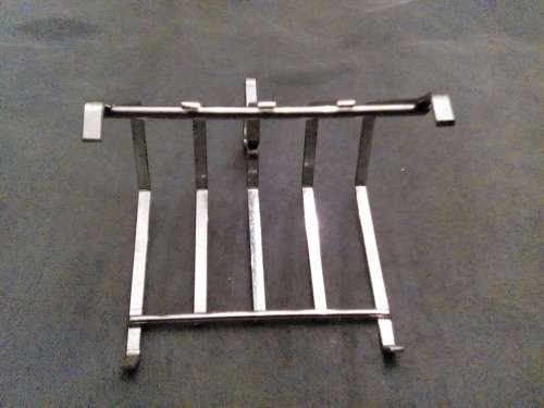 THIS IS A CUTE LITTLE 4 SLICE METAL TOAST RACK -SUCH A STUNNING PIECE!!!!