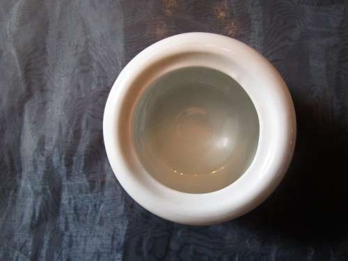 I HAVE SUCH A CUTE LITTLE "CONTINENTAL HOTEL WARE BOWL"