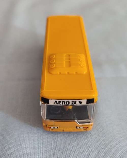 Majorette 200 Collector Aero Bus Yellow 1/130 Metal Ref 262A - Uncommon!