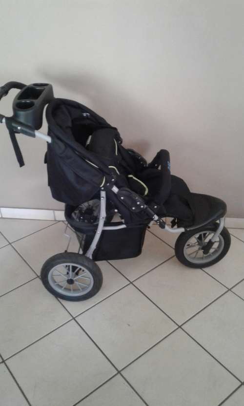 All Terrain Pram with inflatable weels