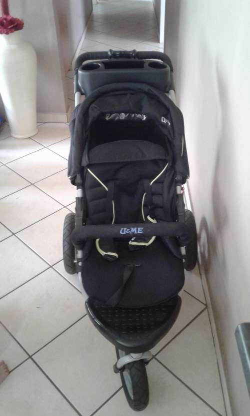 All Terrain Pram with inflatable weels