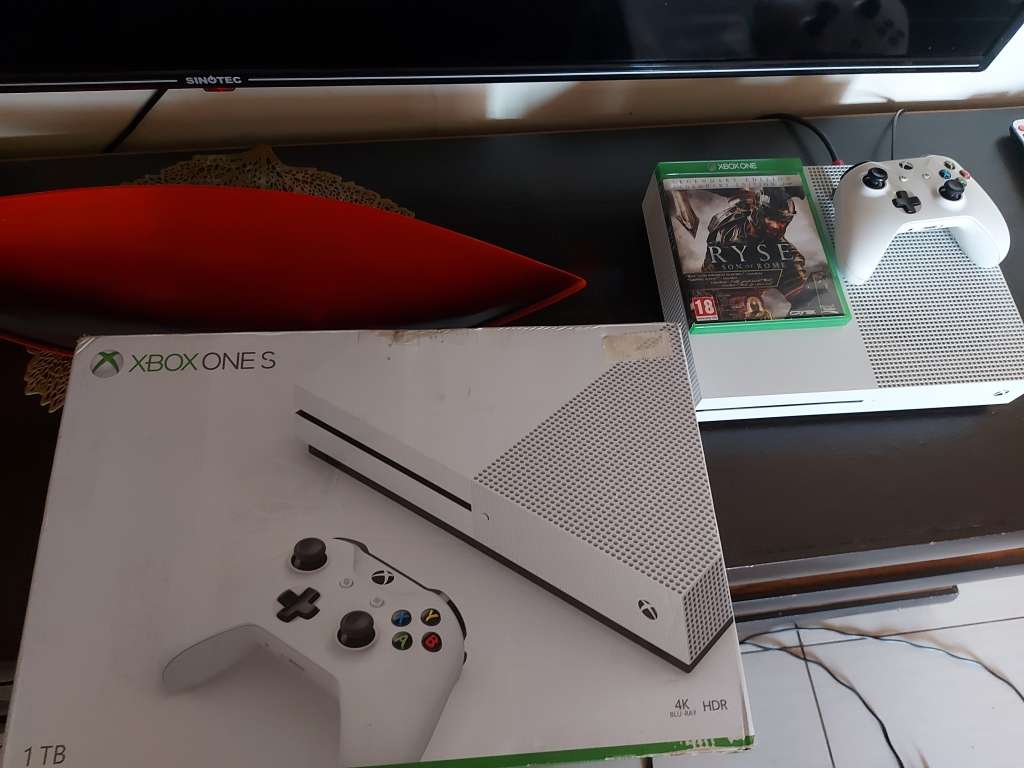 Xbox One S gaming console