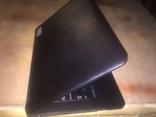 DELL LATITUDE E5440 -  i5 4310U - 500GB HDD- 8GB RAM with 4G Mobile Broadband