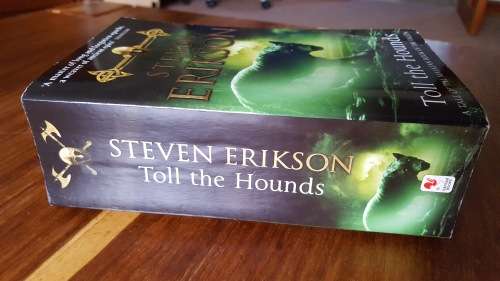 Toll the Hounds (Malazan Book of the Fallen #8) by Steven Erikson