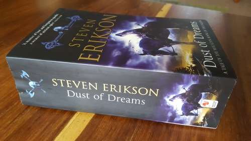 Dust of Dreams (Malazan Book of the Fallen #9) by Steven Erikson