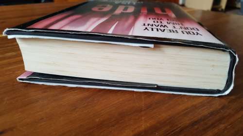 Hide (Detective D.D Warren #2) by Lisa Gardner - Large Hardcover