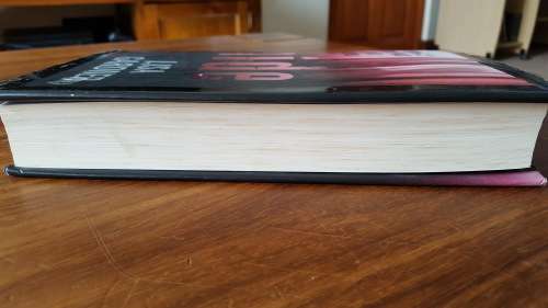 Hide (Detective D.D Warren #2) by Lisa Gardner - Large Hardcover