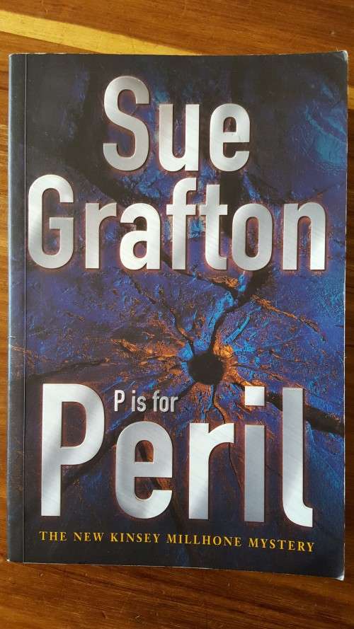 P is for Peril (Kinsey Millhone #16) by Sue Grafton - Large Softcover