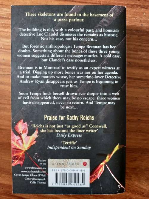 Monday Mourning (Temperance Brennan #7) by Kathy Reichs