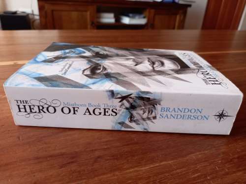 The Hero of Ages (The Mistborn Saga #3) by Brandon Sanderson