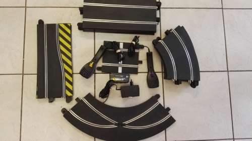 Scalextrix Sport Tracks 1:32, Powerbase and 2xControllers