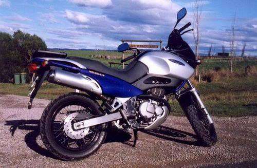 Suzuki Freewind XF650 service manual (E-book)