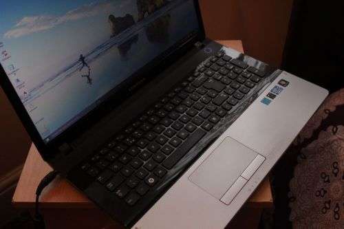 CORE i5 SAMSUNG NP300E7A WITH NVIDIA GRAPHICS
