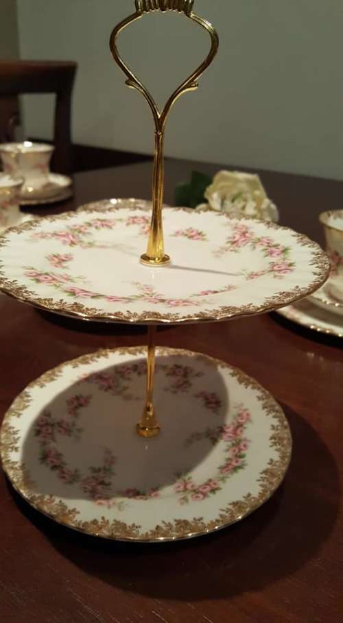 Royal Albert double tier