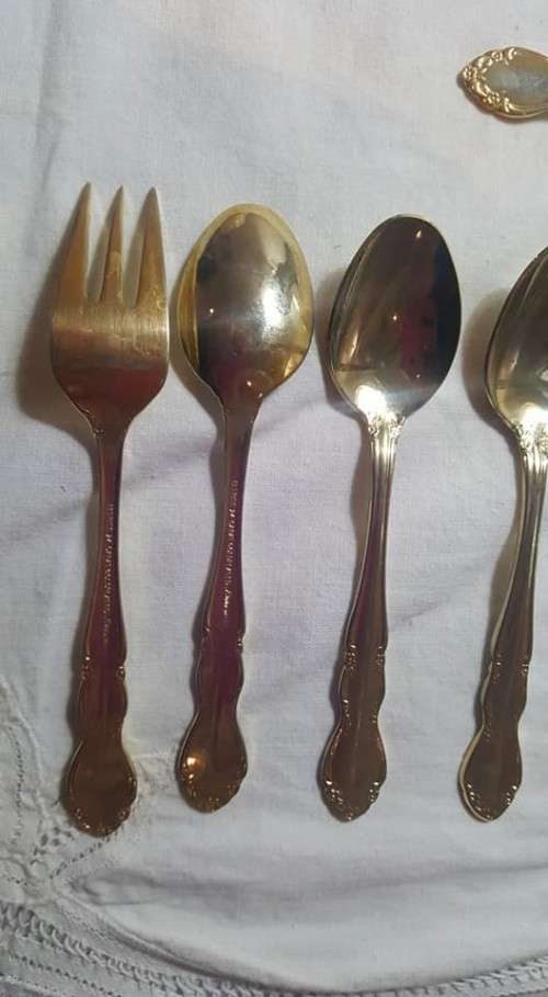EETRITE GOLD PLATED TEA FORKS